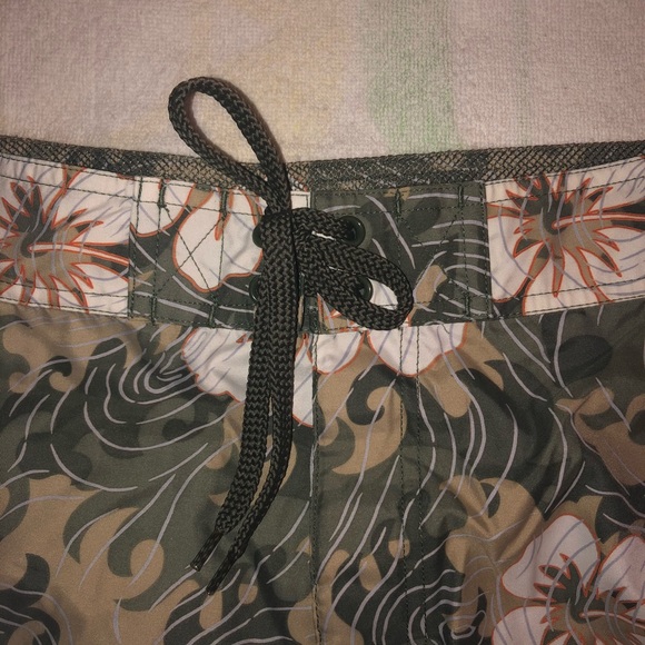 Swimming Trunks - Picture 2 of 4